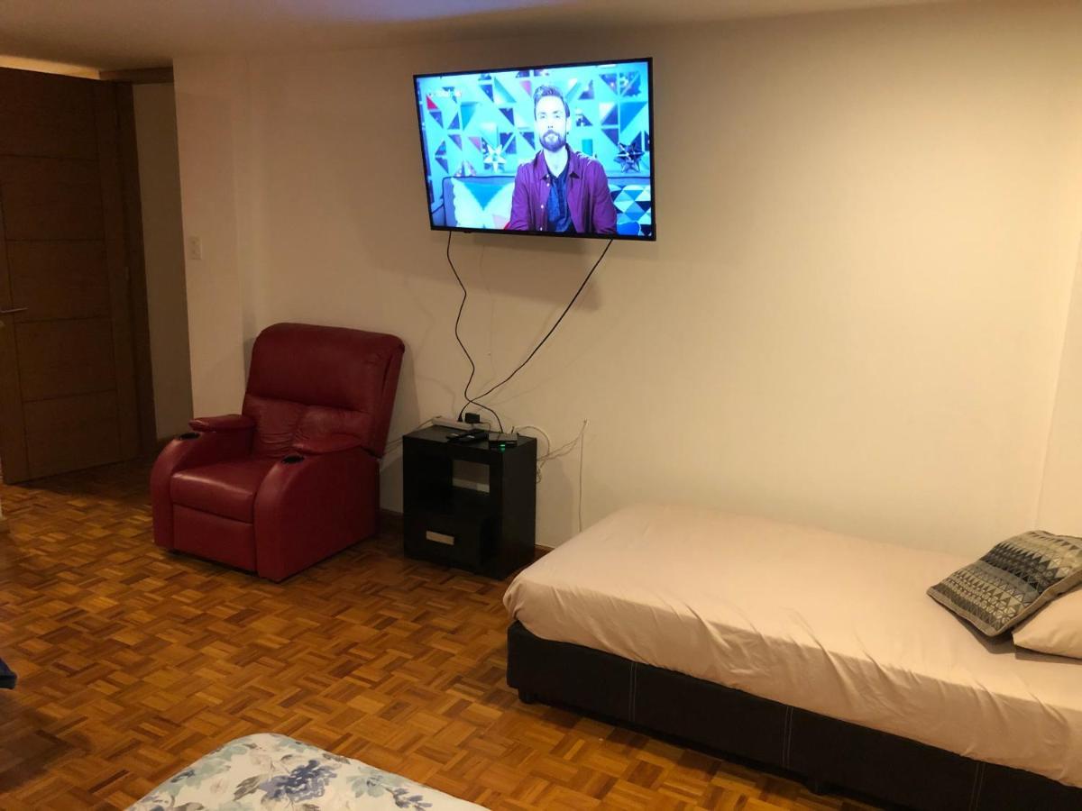 Caravansaro Vazquez De Mella 347 Polanco * Mexico-stad